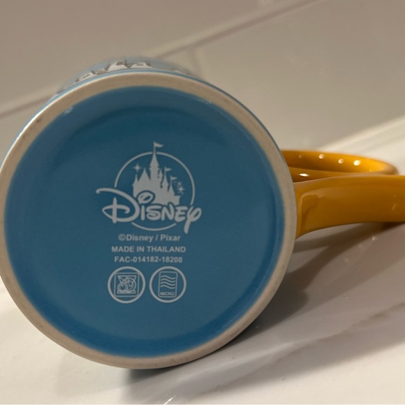Disney Finding Nemo Mug - Seagulls Original from Disneyland California Brand New - Picture 3 of 4
